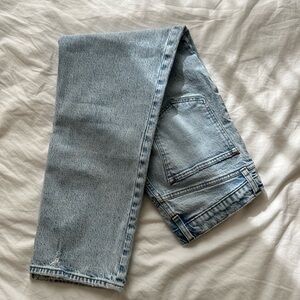 Abercrombie Ultra High Rise 90s Straight Jean, Light Blue, 10 Short